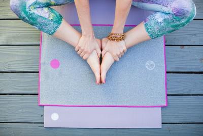 Manduka eQua™ handdoek (67 cm) 8