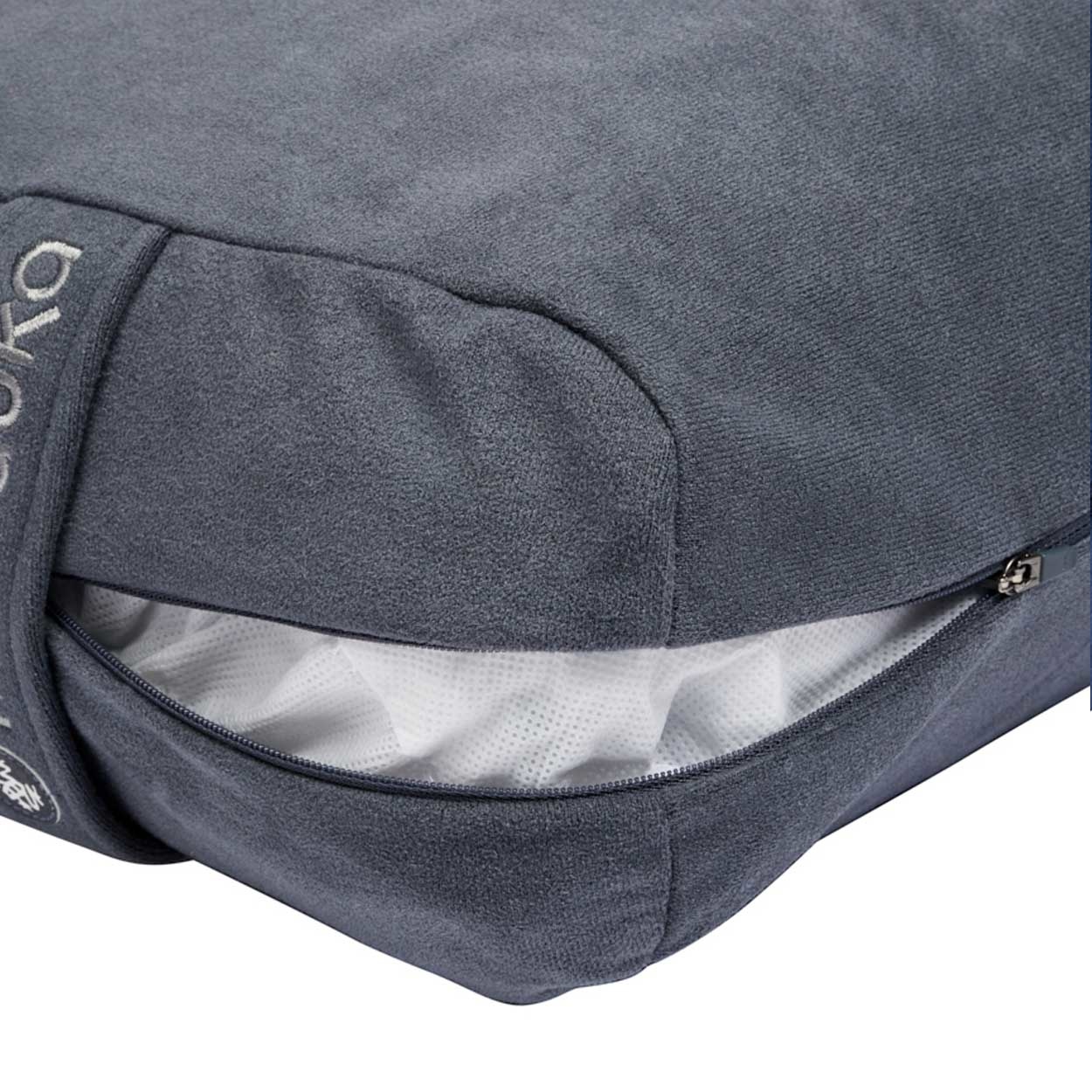 Manduka rectangular bolster 3