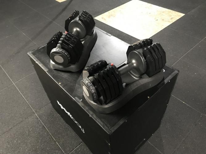 2 x Duo-tech dumbbells 25 kg + stand 8