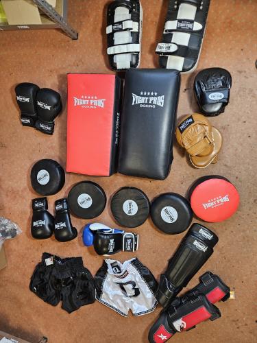 18 deligen vechtsport/boxing set 7