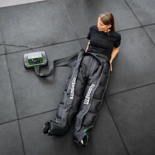 Reboots One Lite + pants 3